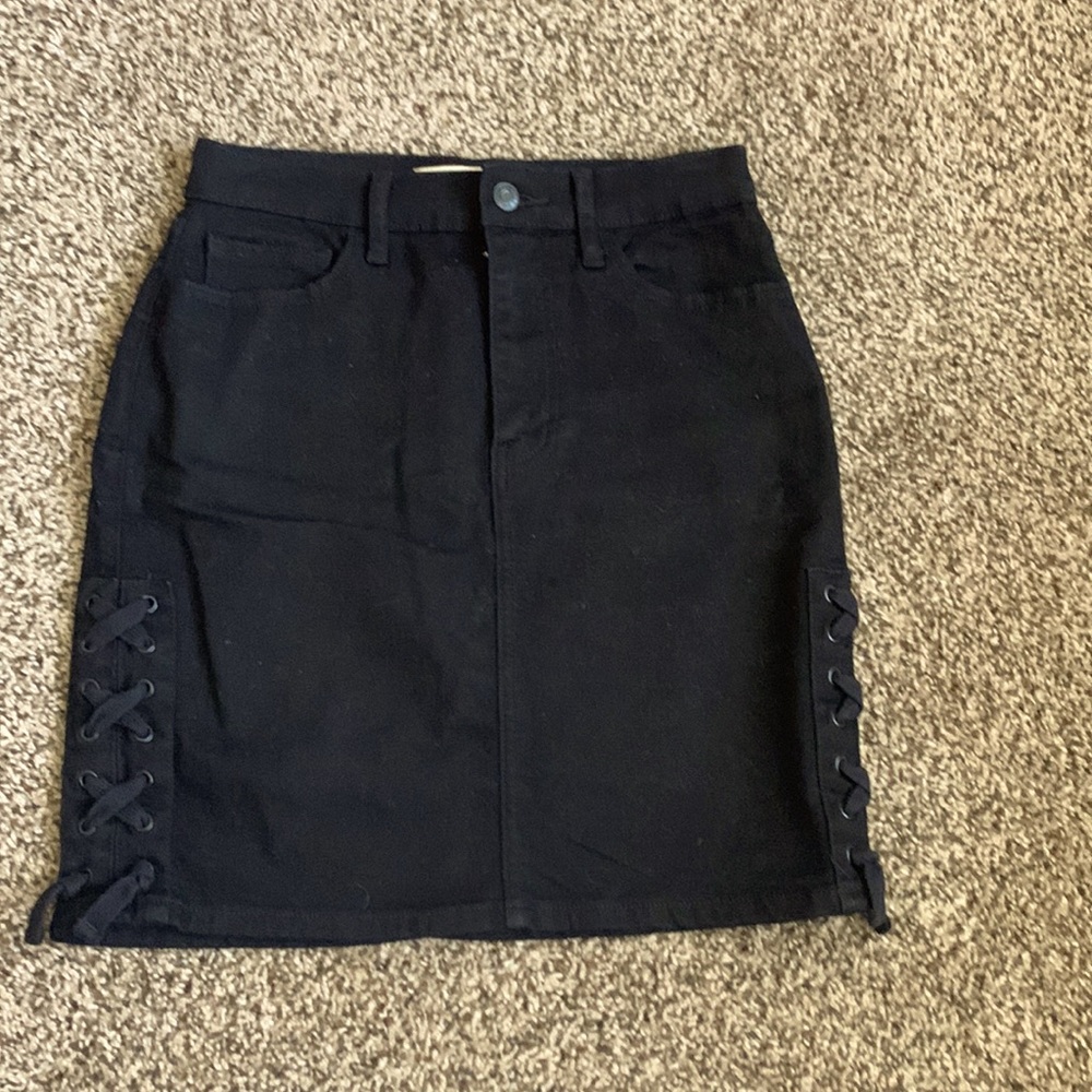 GAP black denim skirt. Size 26P